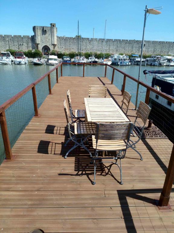 Peniche Poompui Hotel Aigues-Mortes Ngoại thất bức ảnh